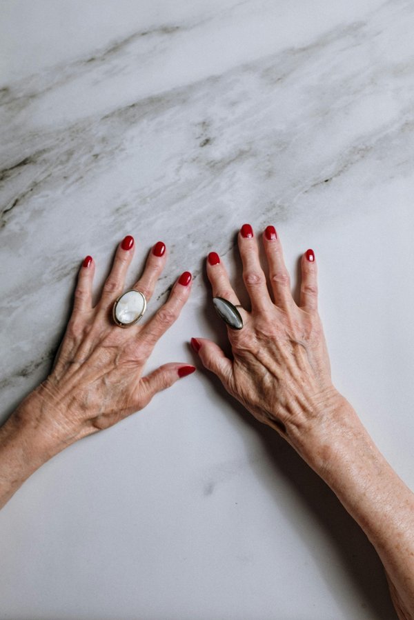 Bague en pierre naturelle : des trésors à votre portée